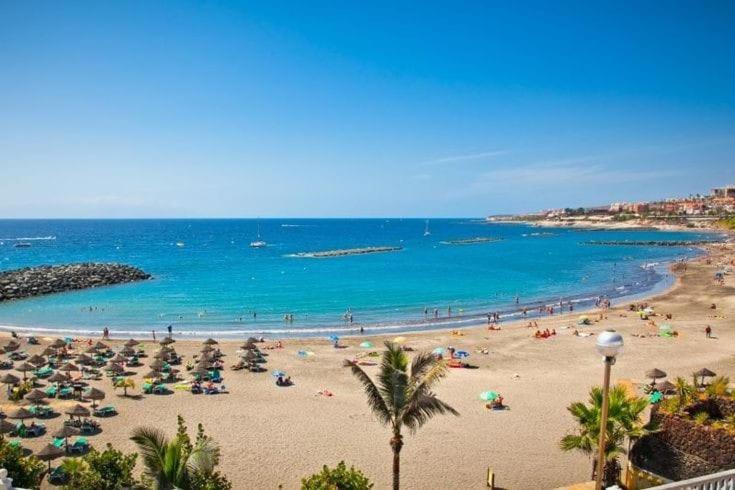 Oceanfront Oasis: 3-Bedroom Las Americas Beach Retreat Playa de las Americas  Exterior photo